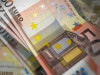 Bankomātos gadā iemaksā miljardu eiro