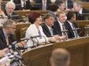 Saeima atcēlusi deputātu administratīvo imunitāti