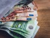 Iedzīvotāji tērē mazāk, tāpēc pieaug privātpersonu noguldījumu apjoms bankās