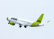 airBaltic 2021. gada pirmajā pusgadā trīskārtīgi samazinājusi zaudējumus